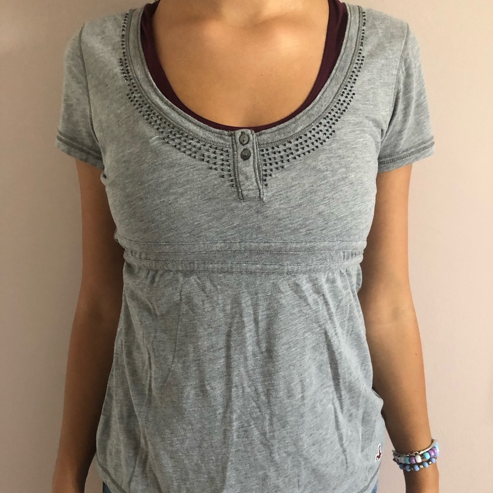 Gray scoop shirt